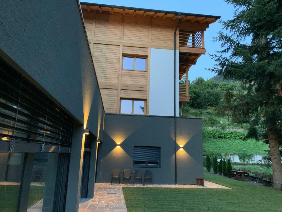Affittacamere Casa Ester Baselga di Pinè Eksteriør billede